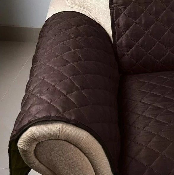 Двостороннє стьобане покривало &ndash; накидка на крісло Couch Coat 51925 фото